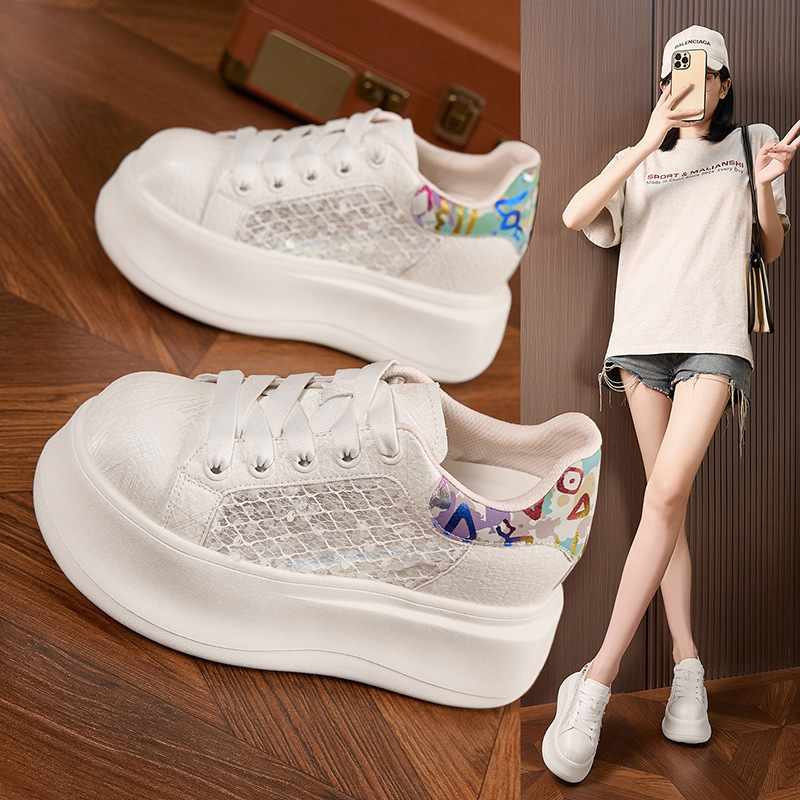 Witte schoenen met dikke zolen - Mesh Sneaker Women recensie en prijs
