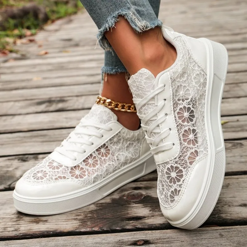 Dames sneakers met bloemenkant - Mesh Sneaker Women recensie en prijs