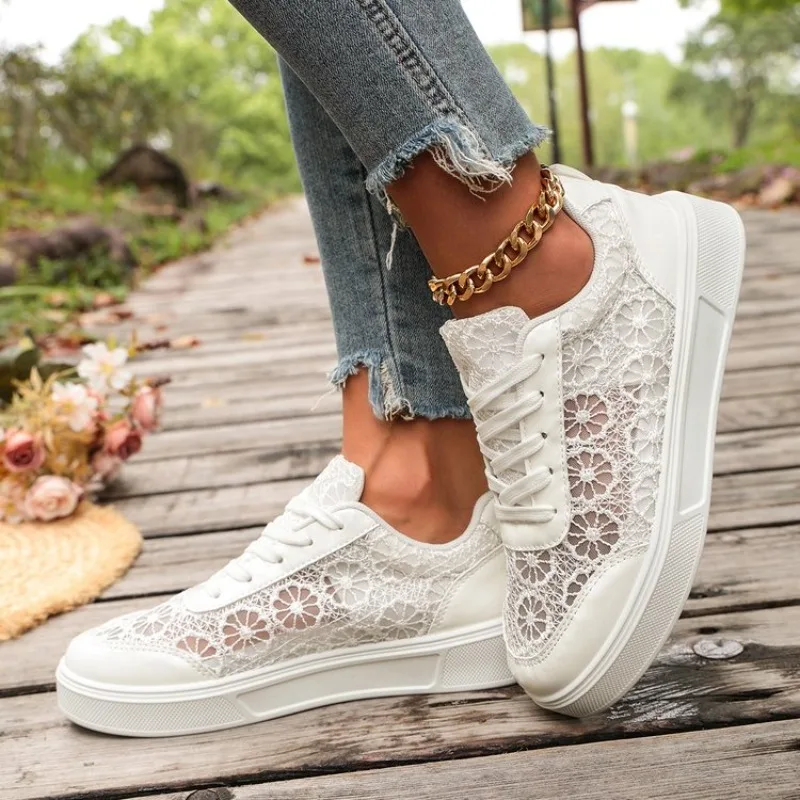 Dames sneakers met bloemenkant - Mesh Sneaker Women recensie en prijs